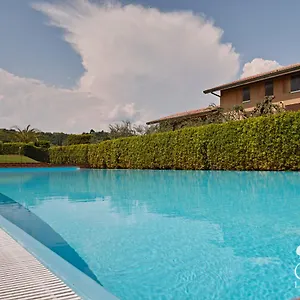 Romantica , Manerba del Garda Italien